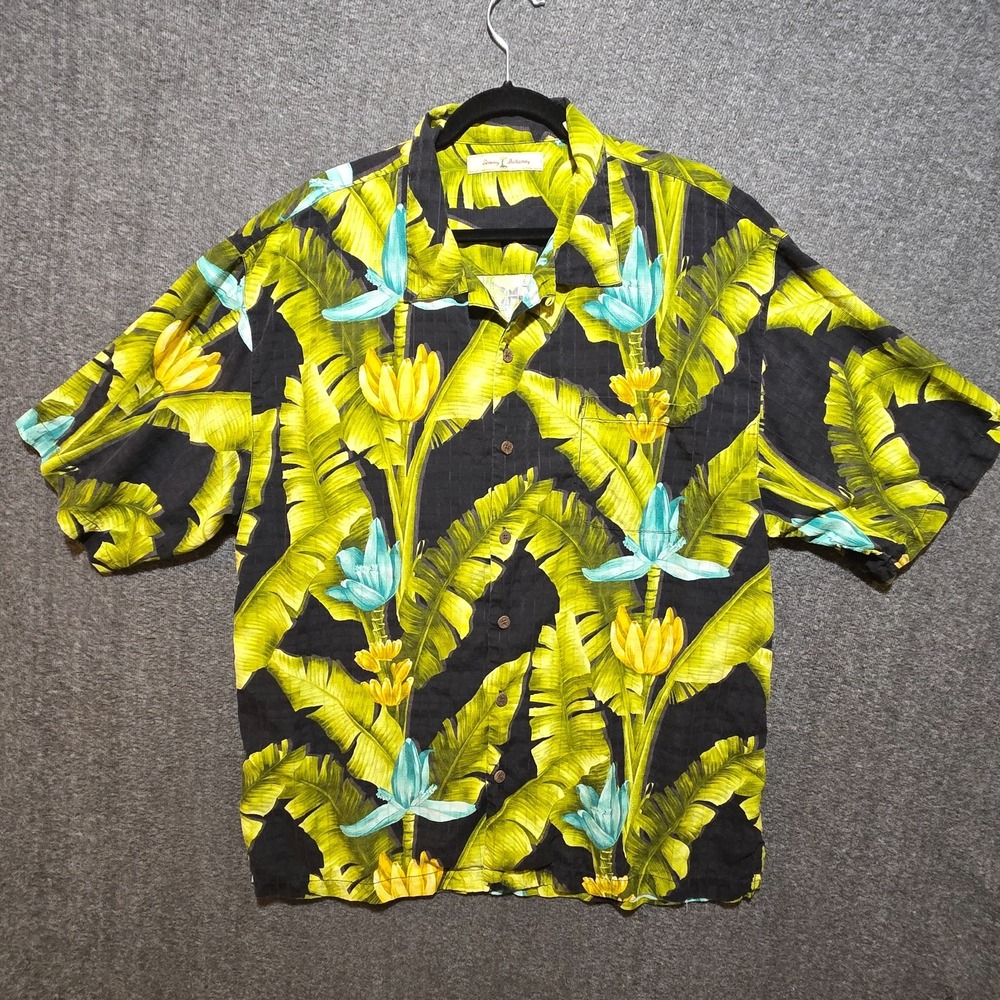 Tommy Bahama Shirt Mens XL 100% Silk Palm Camp Button Up Hawaiian Black Green